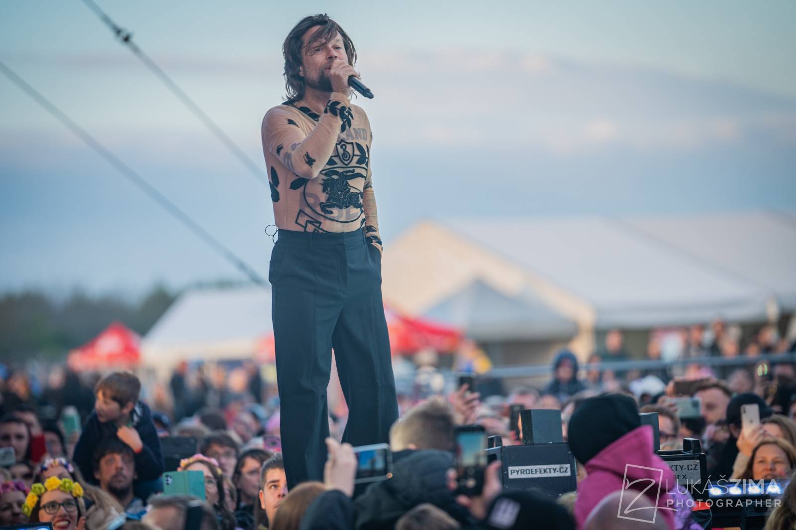 Pražský Majáles měl našlapaný program. Vystoupili Ewa Farna, Jelen, Sofian Medjmedj i Rybičky 48