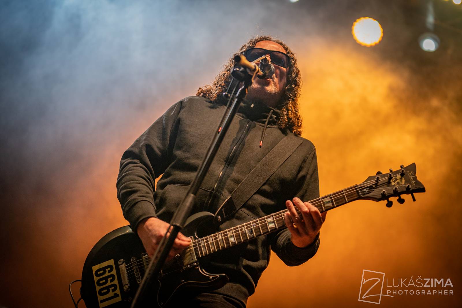 Pražský Majáles měl našlapaný program. Vystoupili Ewa Farna, Jelen, Sofian Medjmedj i Rybičky 48