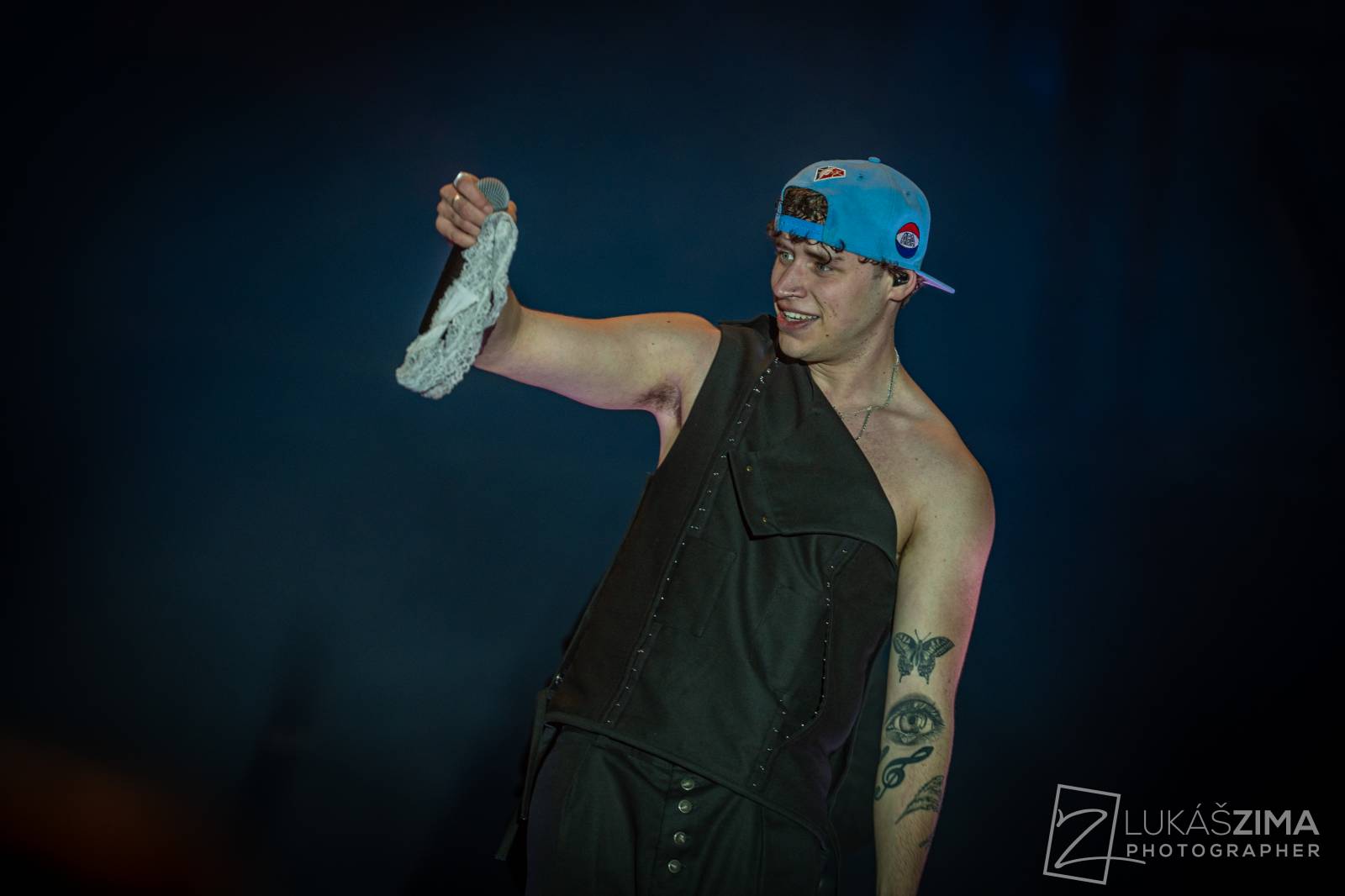 Pražský Majáles měl našlapaný program. Vystoupili Ewa Farna, Jelen, Sofian Medjmedj i Rybičky 48