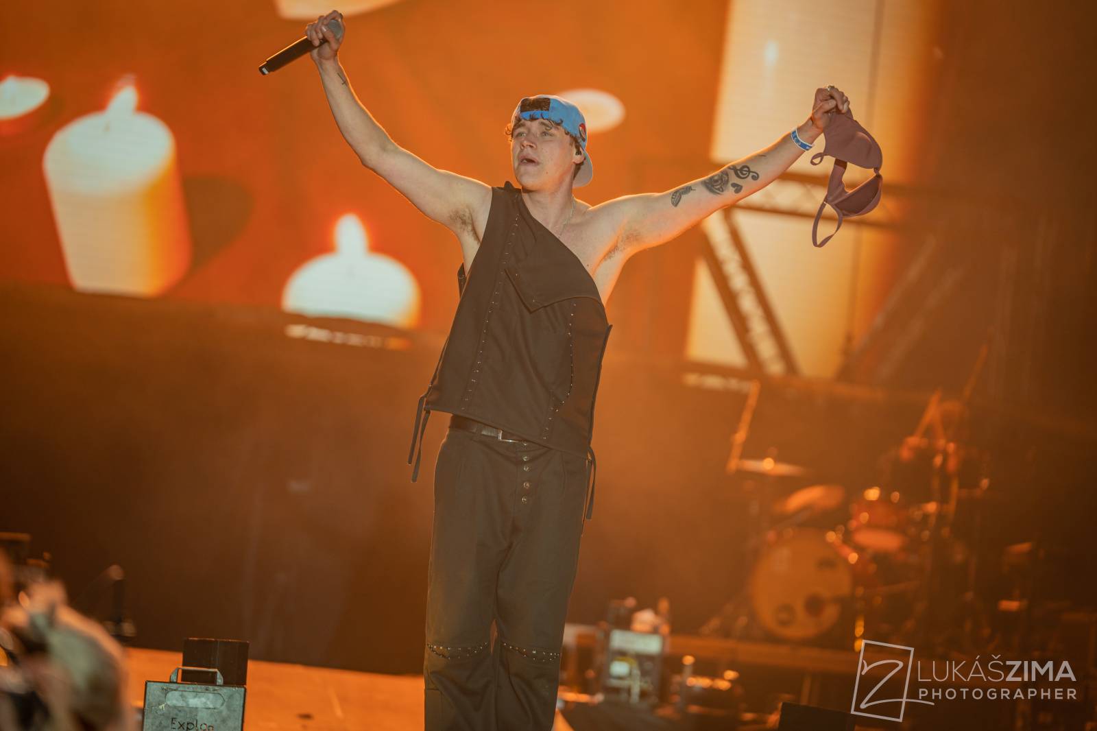 Pražský Majáles měl našlapaný program. Vystoupili Ewa Farna, Jelen, Sofian Medjmedj i Rybičky 48