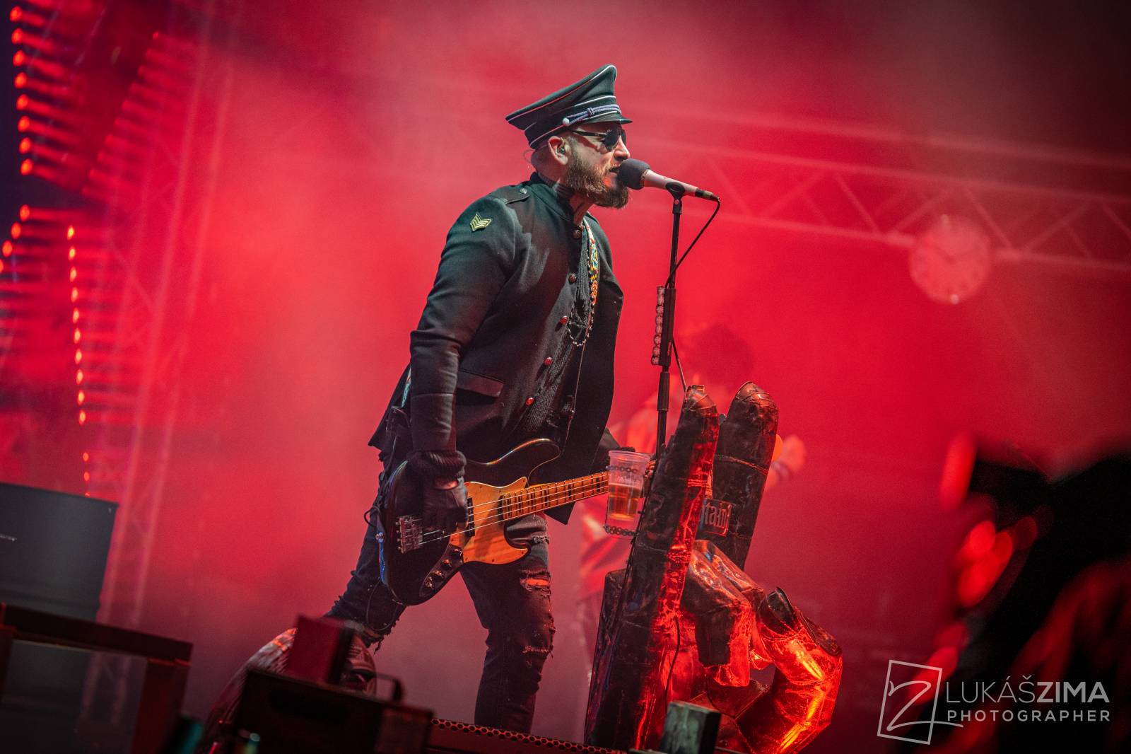 Pražský Majáles měl našlapaný program. Vystoupili Ewa Farna, Jelen, Sofian Medjmedj i Rybičky 48