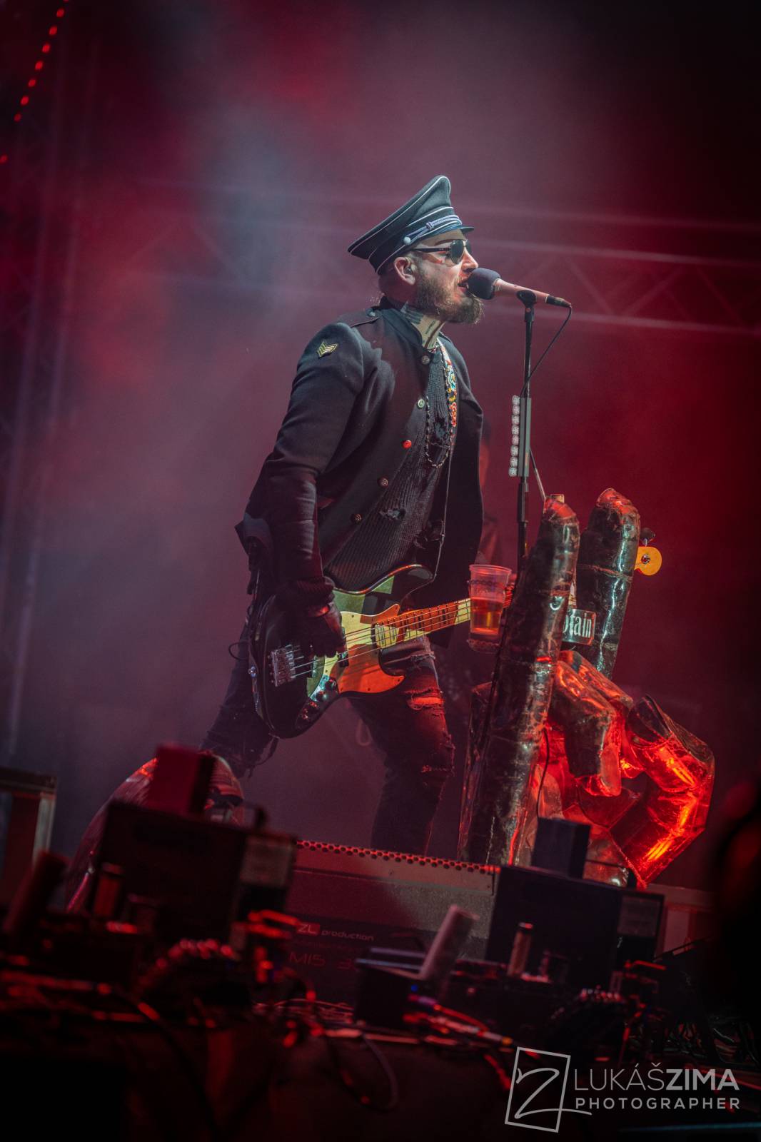 Pražský Majáles měl našlapaný program. Vystoupili Ewa Farna, Jelen, Sofian Medjmedj i Rybičky 48