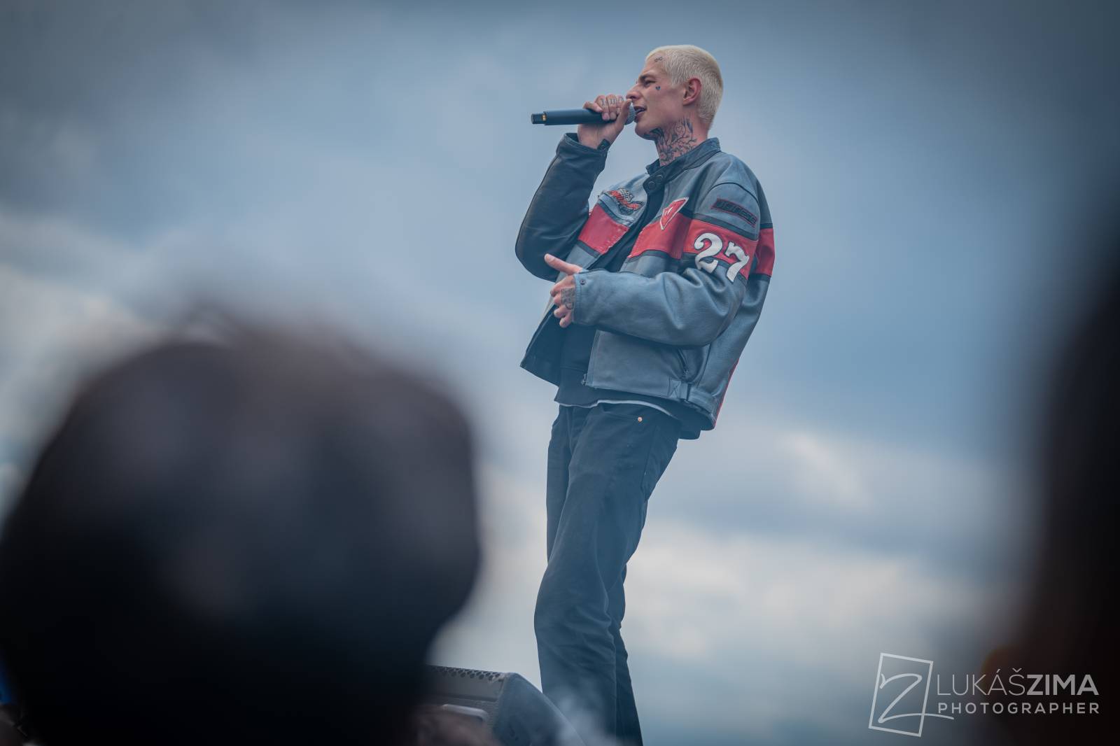 Rapová stage na Pražském Majálesu patřila Calinovi, Steinovi27 i Yzomandiasovi s Nik Tendem