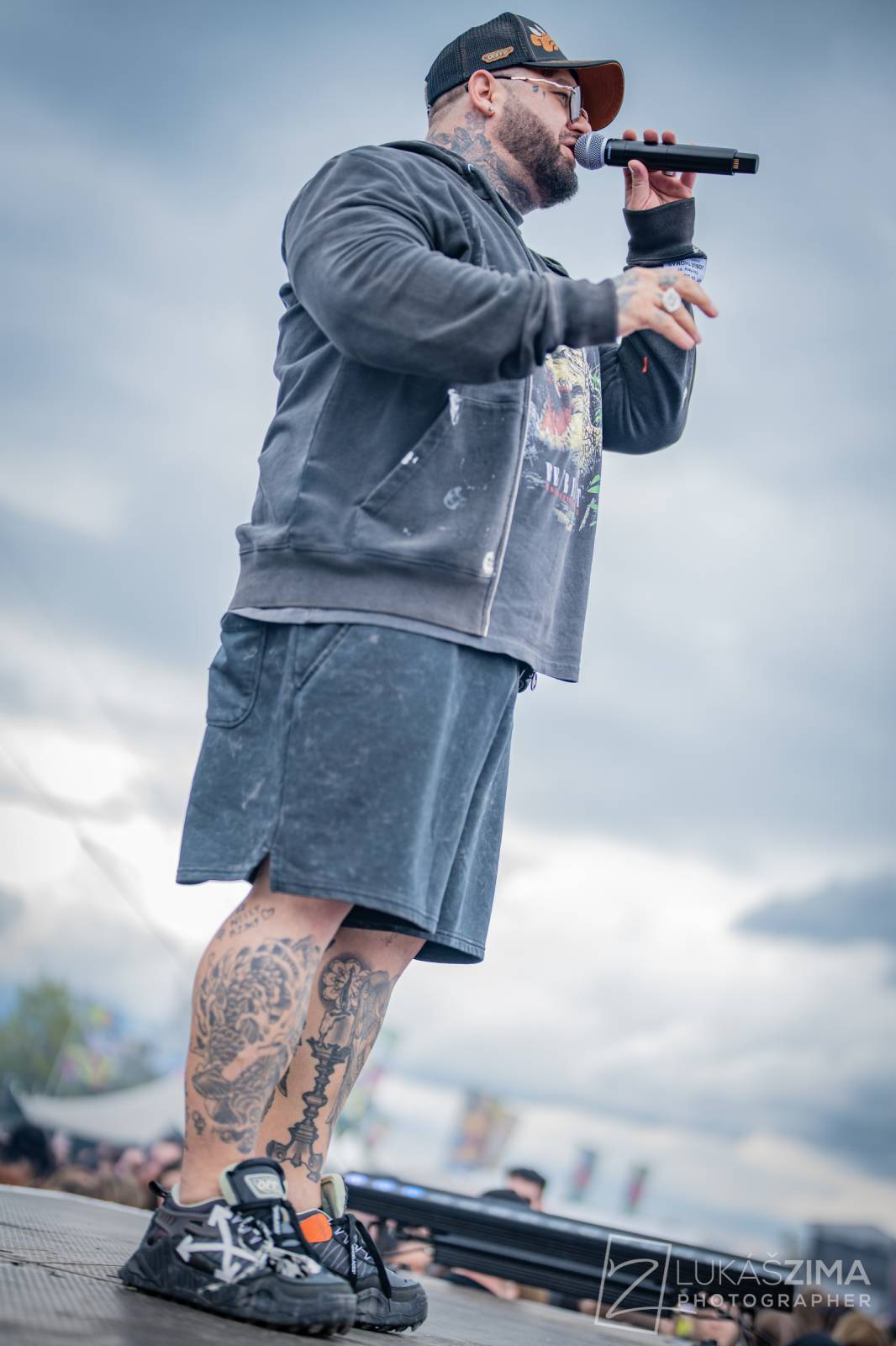 Rapová stage na Pražském Majálesu patřila Calinovi, Steinovi27 i Yzomandiasovi s Nik Tendem