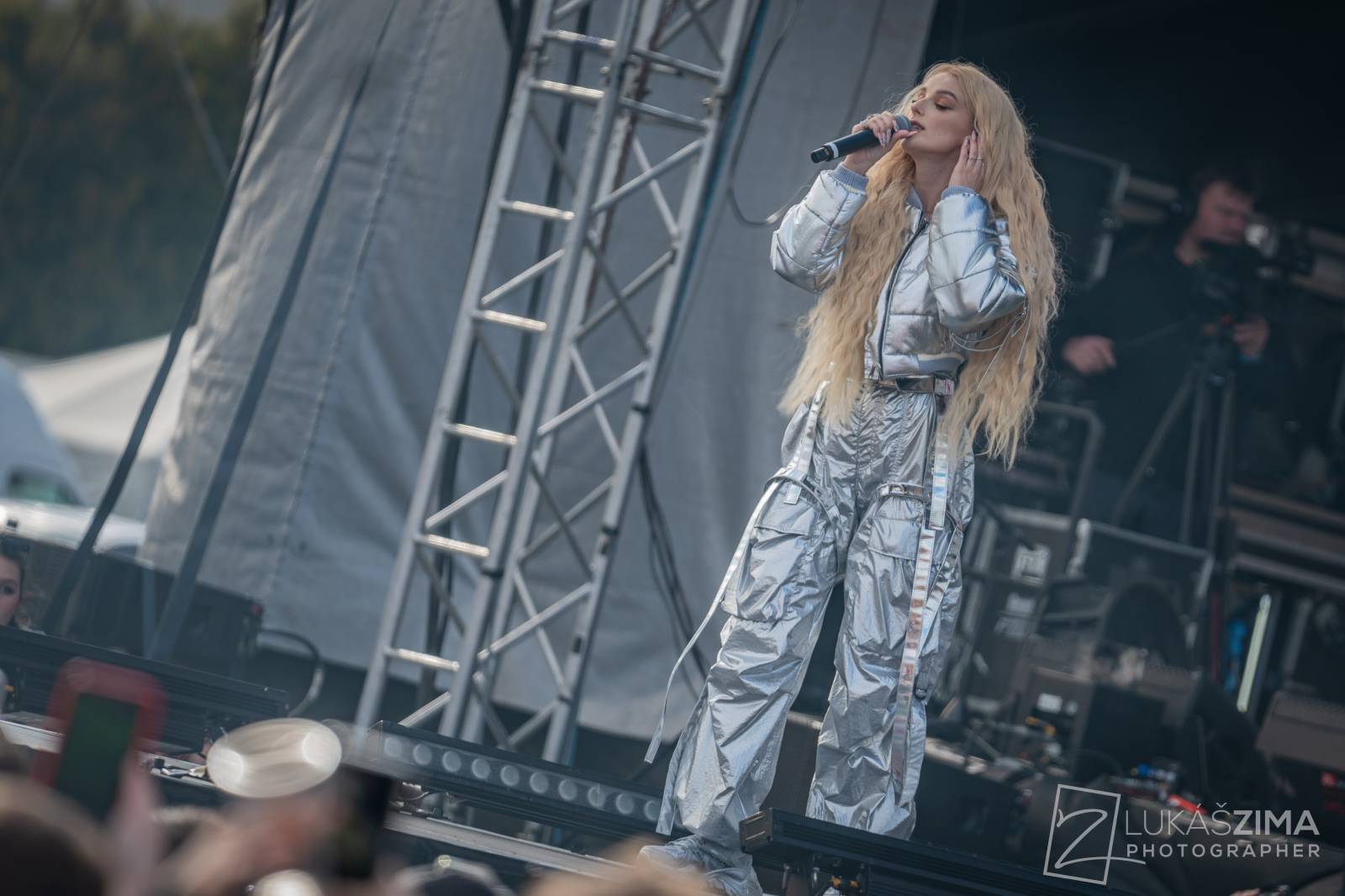 Rapová stage na Pražském Majálesu patřila Calinovi, Steinovi27 i Yzomandiasovi s Nik Tendem