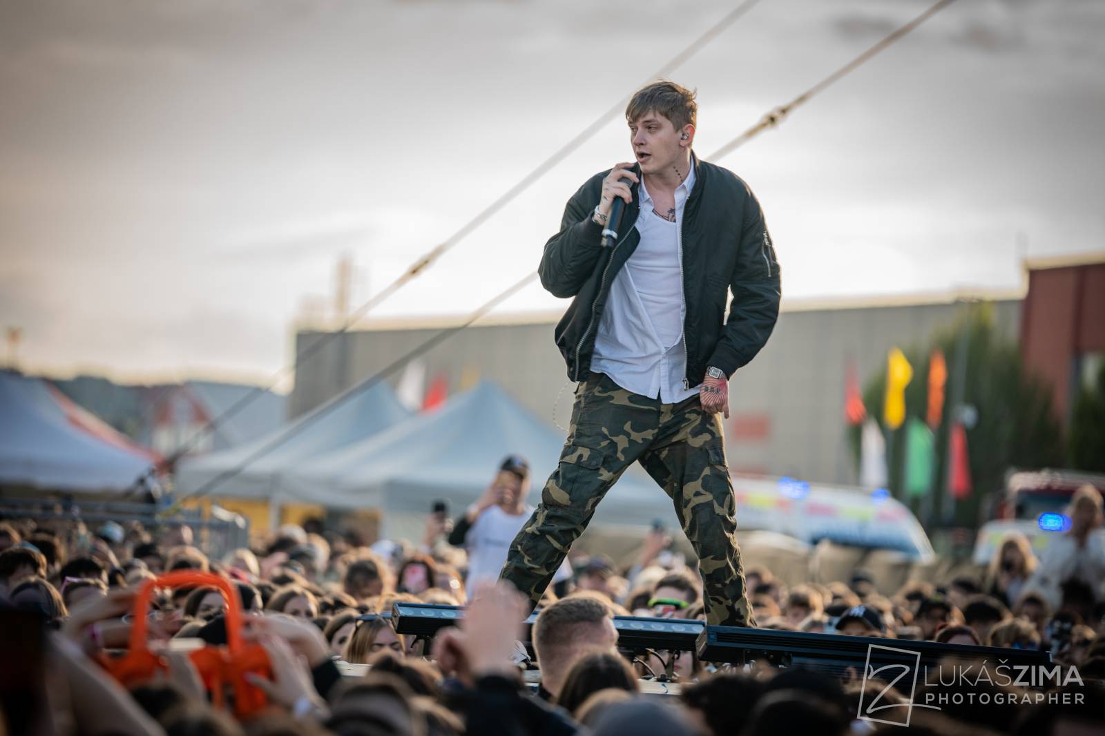 Rapová stage na Pražském Majálesu patřila Calinovi, Steinovi27 i Yzomandiasovi s Nik Tendem