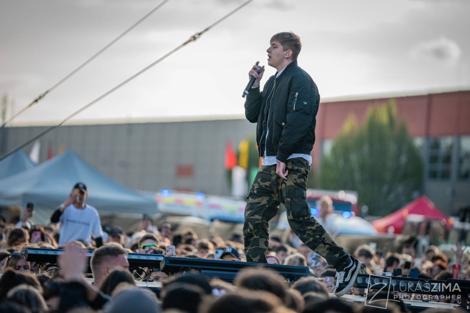 Rapová stage na Pražském Majálesu patřila Calinovi, Steinovi27 i Yzomandiasovi s Nik Tendem