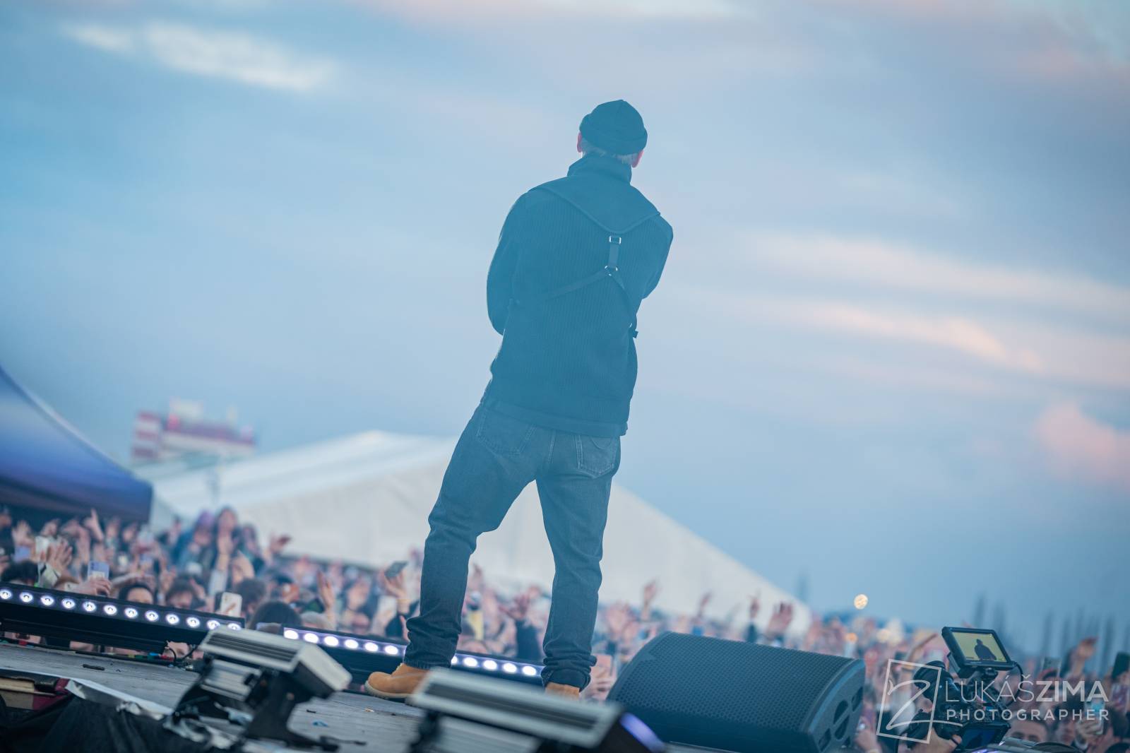 Rapová stage na Pražském Majálesu patřila Calinovi, Steinovi27 i Yzomandiasovi s Nik Tendem