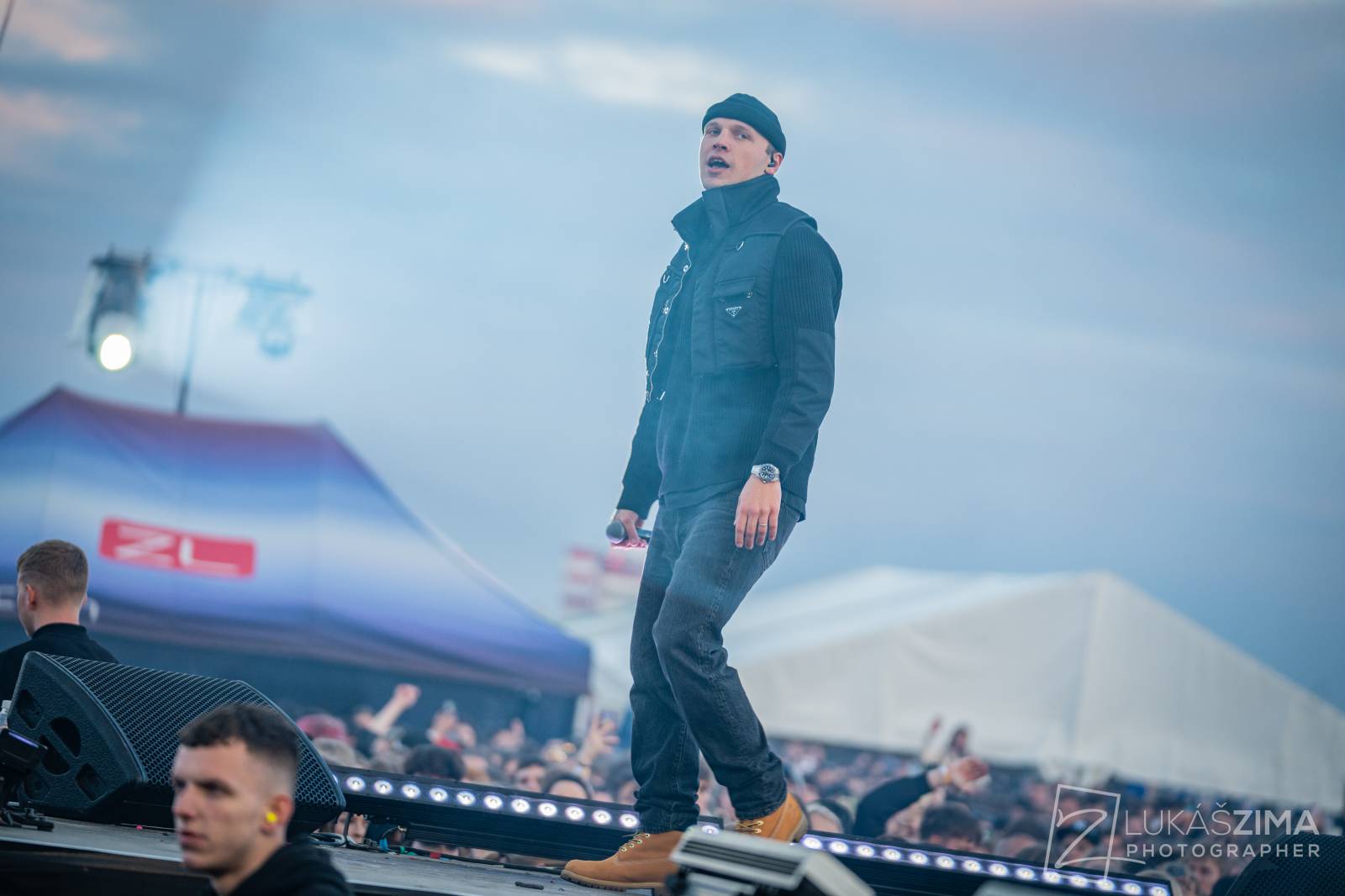 Rapová stage na Pražském Majálesu patřila Calinovi, Steinovi27 i Yzomandiasovi s Nik Tendem