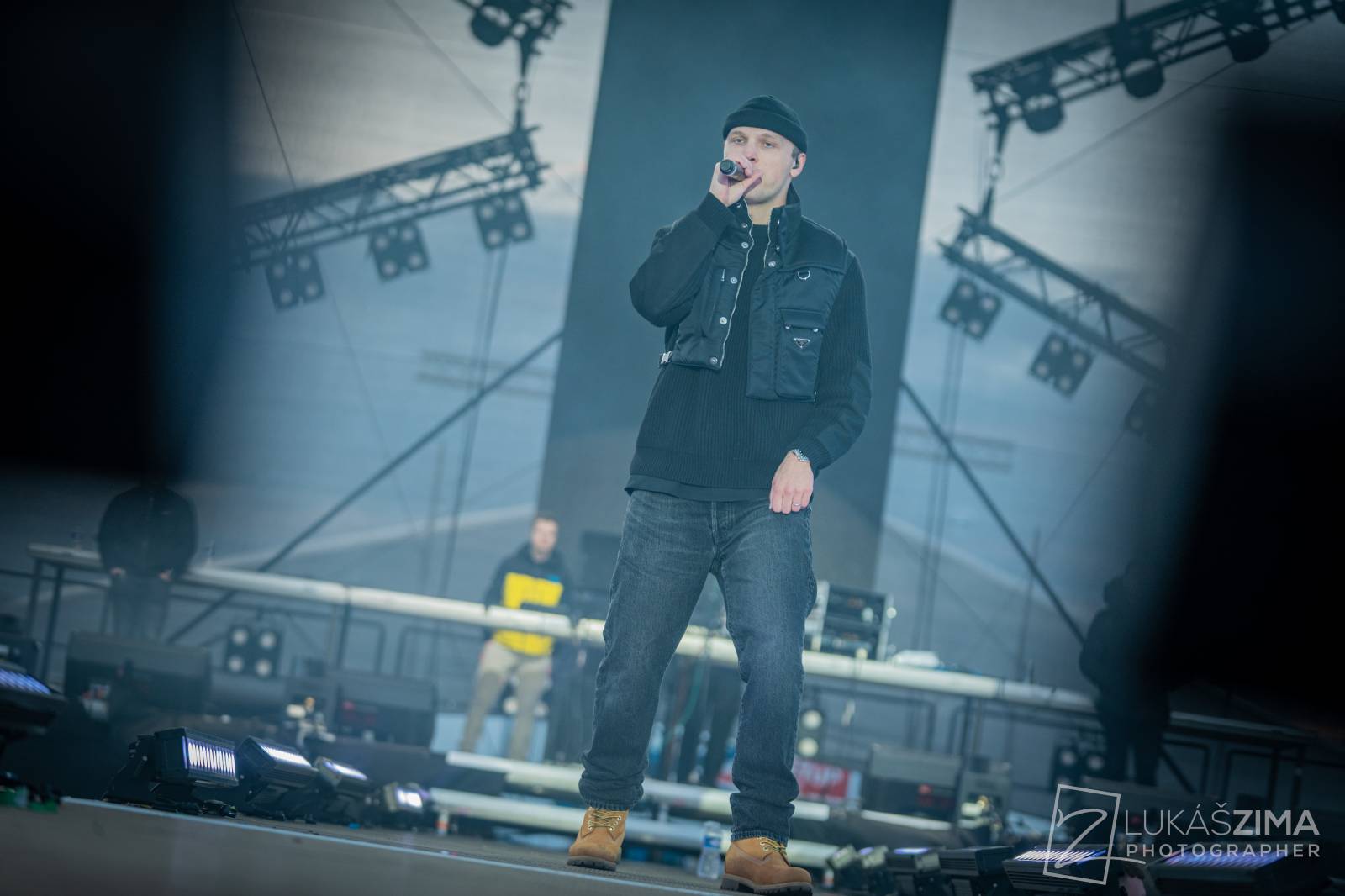 Rapová stage na Pražském Majálesu patřila Calinovi, Steinovi27 i Yzomandiasovi s Nik Tendem