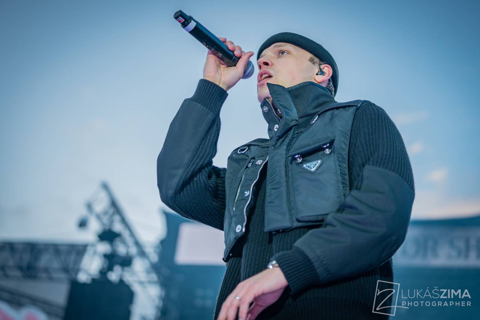 Rapová stage na Pražském Majálesu patřila Calinovi, Steinovi27 i Yzomandiasovi s Nik Tendem