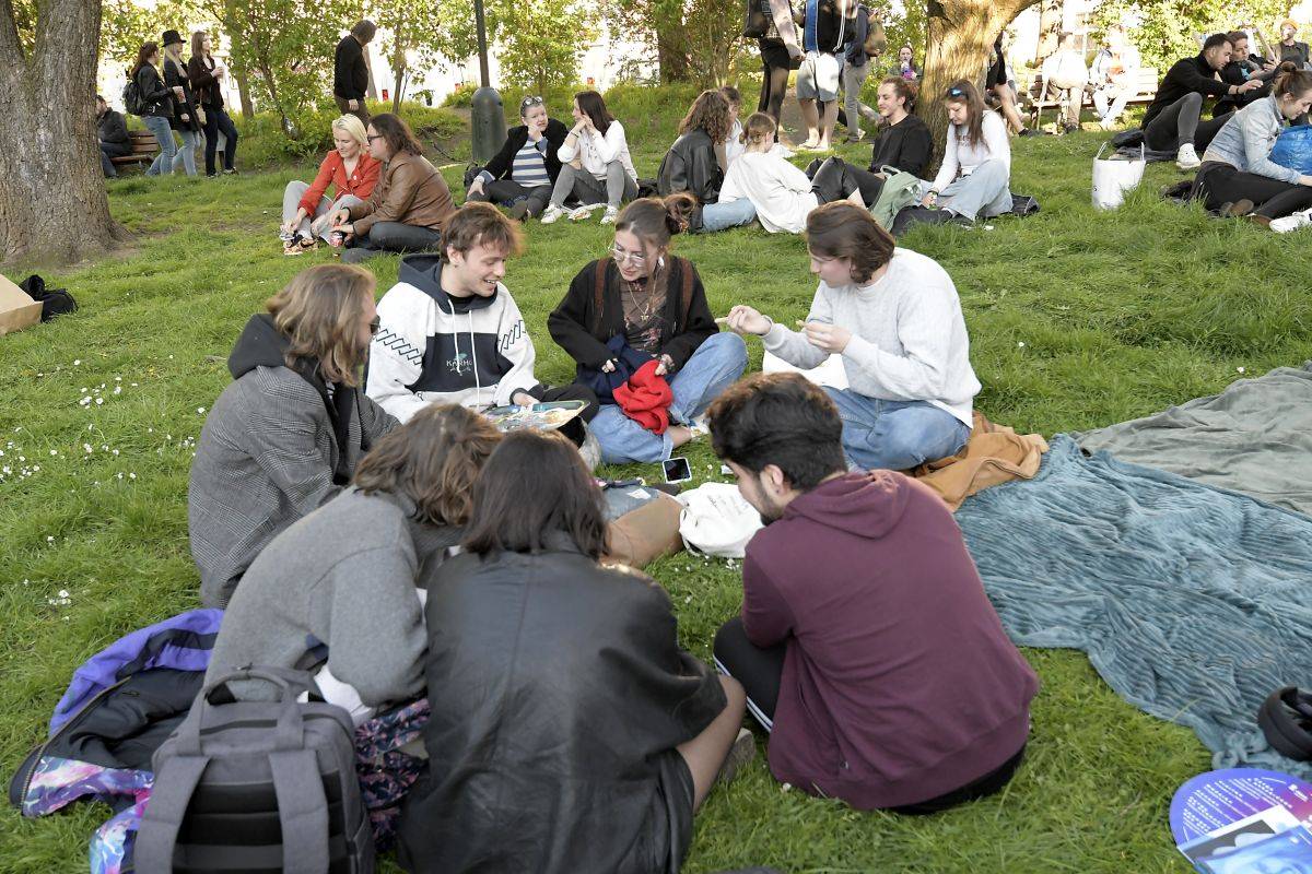 V Praze se slavil Mezinárodní den jazzu, zahráli Blue Uandi i Natalia Tena z Harryho Pottera