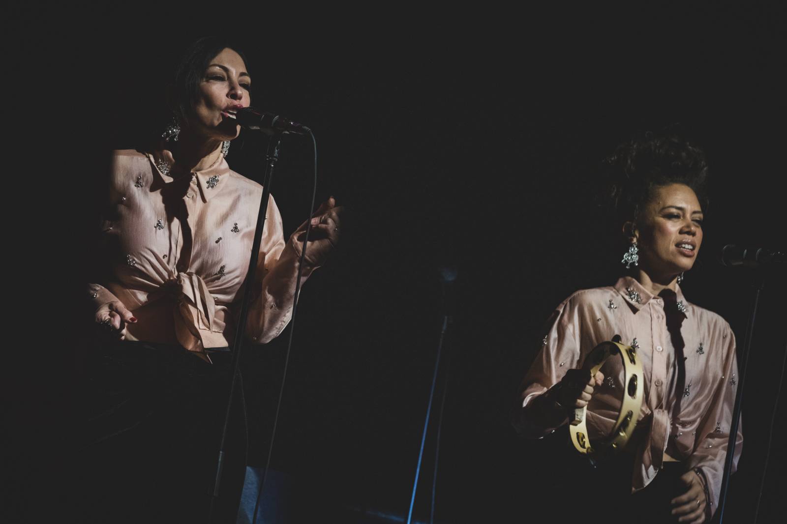 Bluesový král Joe Bonamassa si podmanil vyprodané Forum Karlín