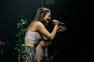 LinaKaro pokřtila v Kasárnách Karlín debutové EP 