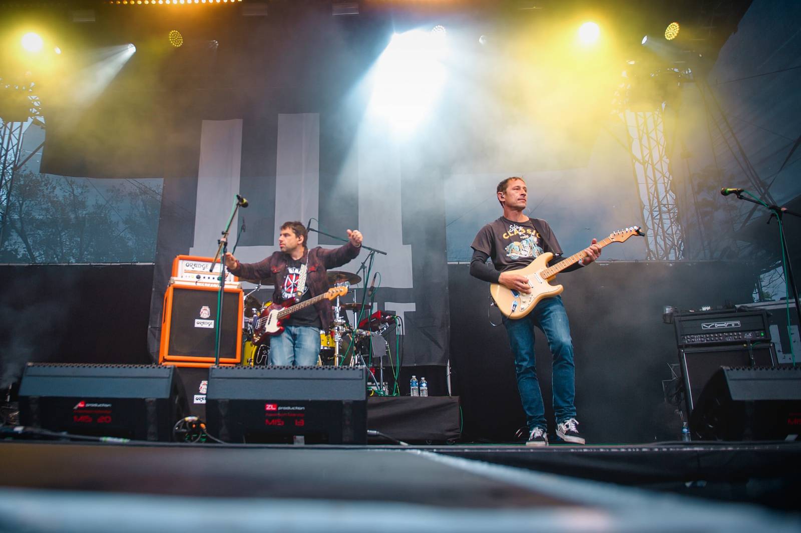 Průtrže mračen dobrou náladu nespláchly. Brněnský Majáles přivítal Ewu Farnou, Horkýže Slíže i Kryštof