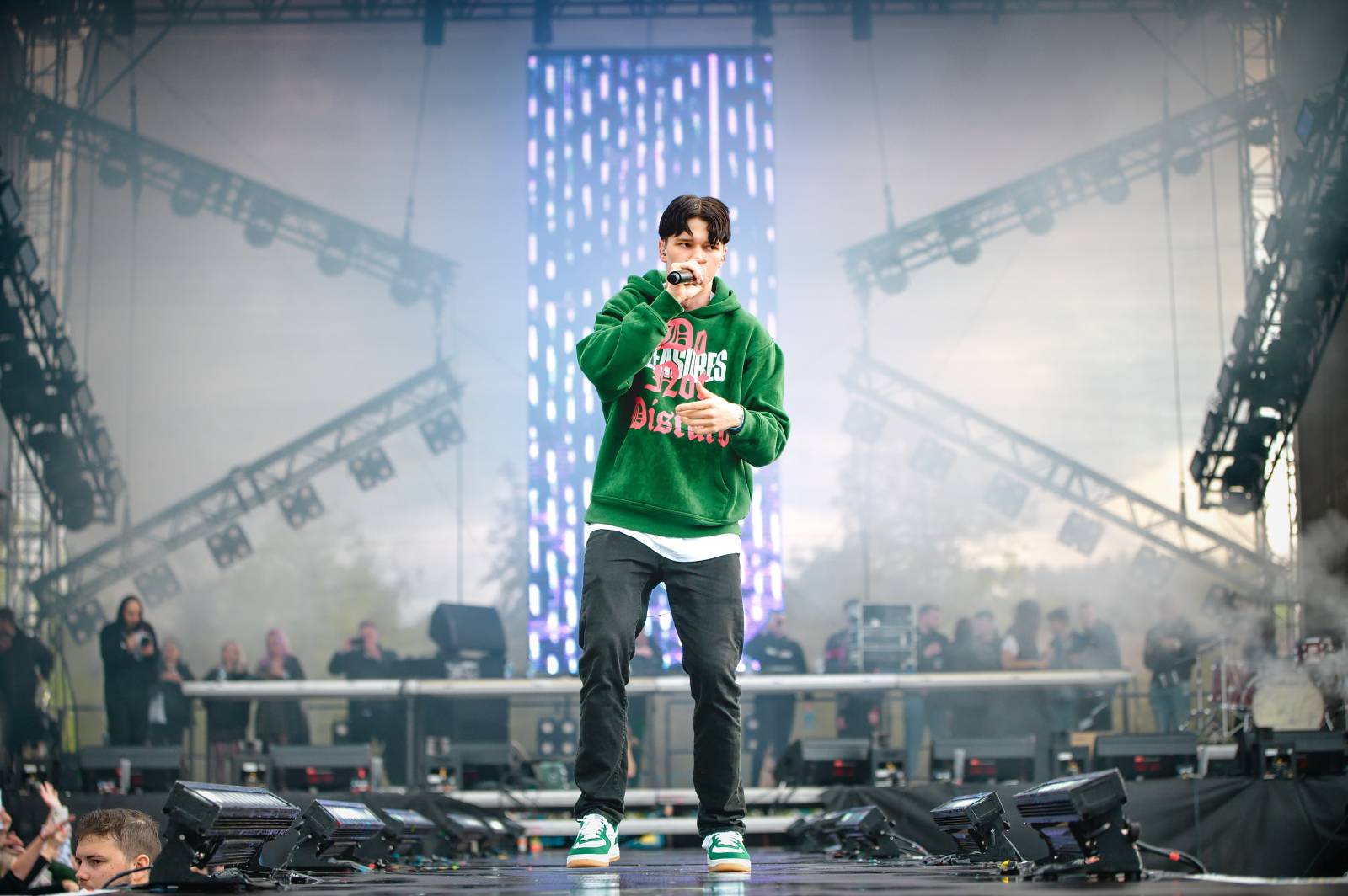 Průtrže mračen dobrou náladu nespláchly. Brněnský Majáles přivítal Ewu Farnou, Horkýže Slíže i Kryštof