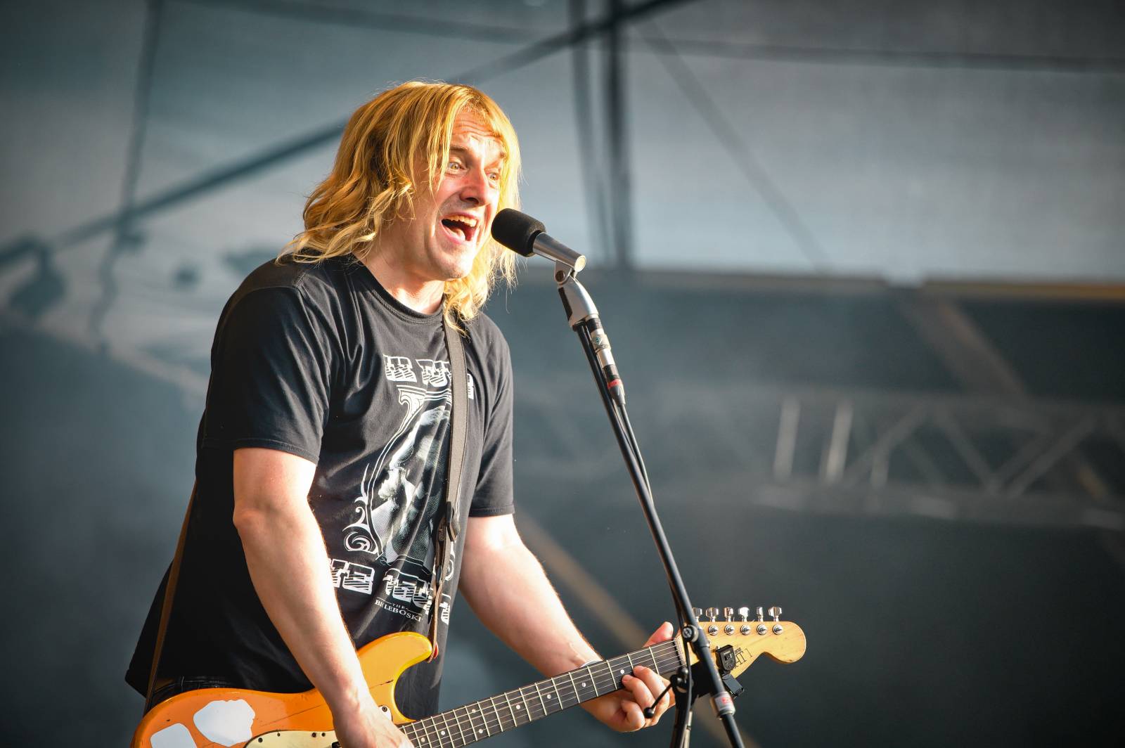 Průtrže mračen dobrou náladu nespláchly. Brněnský Majáles přivítal Ewu Farnou, Horkýže Slíže i Kryštof