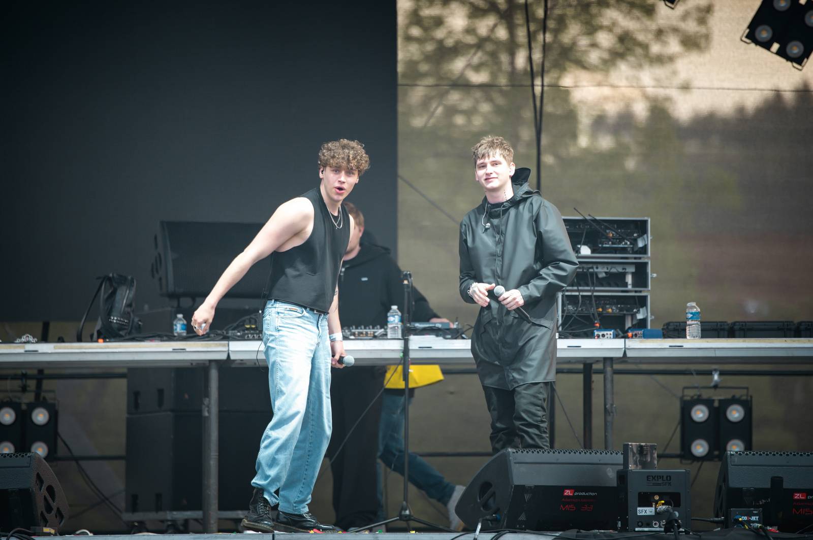 Průtrže mračen dobrou náladu nespláchly. Brněnský Majáles přivítal Ewu Farnou, Horkýže Slíže i Kryštof