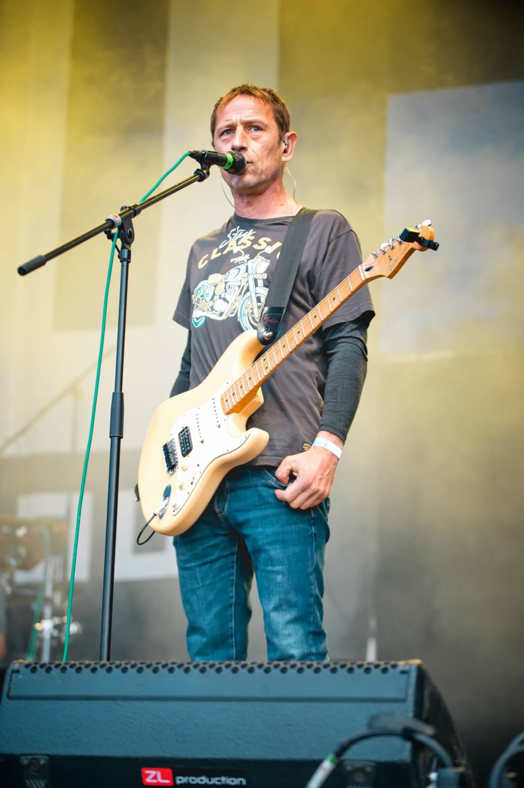 Průtrže mračen dobrou náladu nespláchly. Brněnský Majáles přivítal Ewu Farnou, Horkýže Slíže i Kryštof