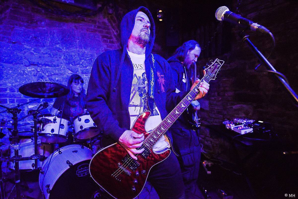 Plzeň ovládl blackmetal. Parlament přivítal finskou Hornu