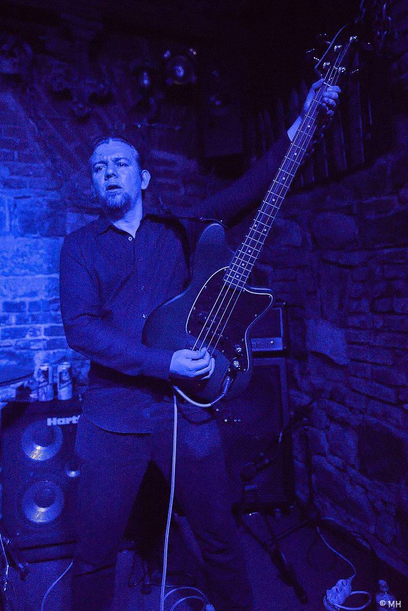 Plzeň ovládl blackmetal. Parlament přivítal finskou Hornu