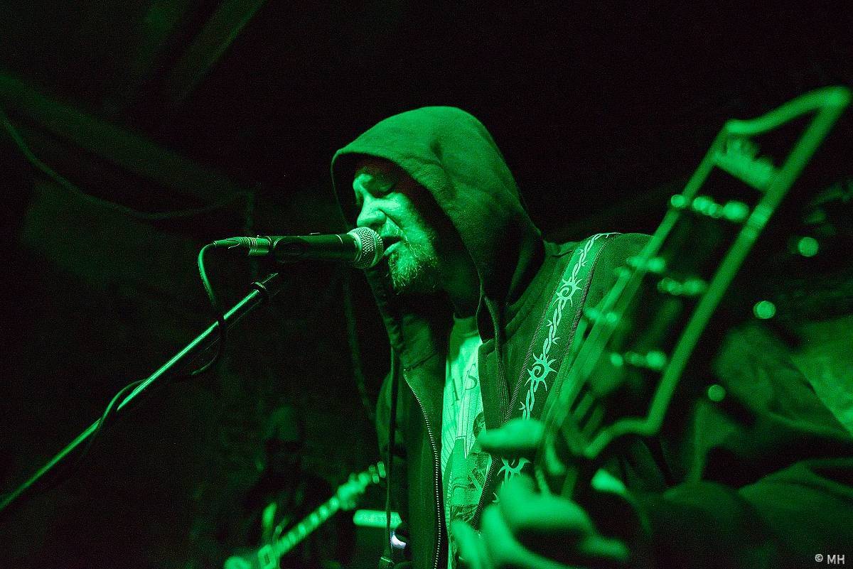 Plzeň ovládl blackmetal. Parlament přivítal finskou Hornu