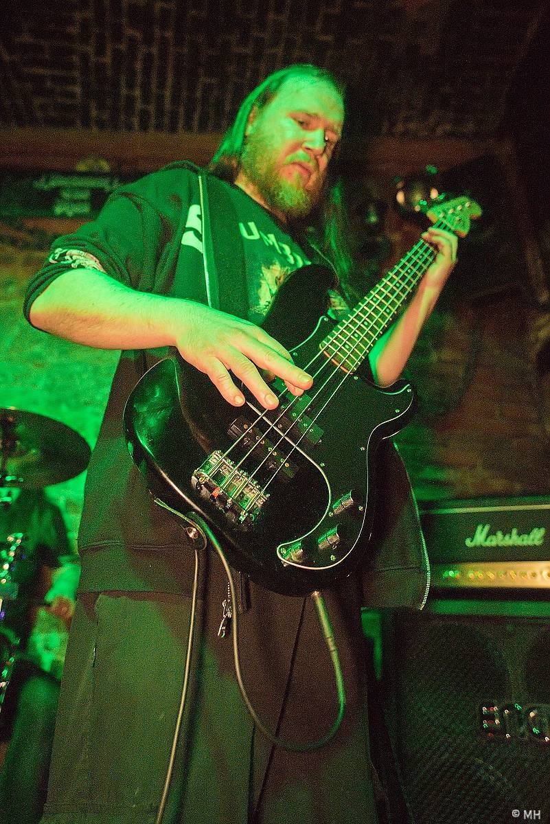 Plzeň ovládl blackmetal. Parlament přivítal finskou Hornu