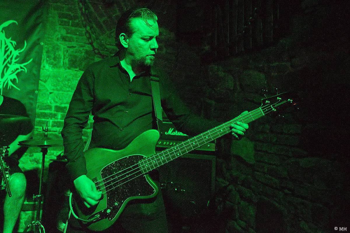 Plzeň ovládl blackmetal. Parlament přivítal finskou Hornu