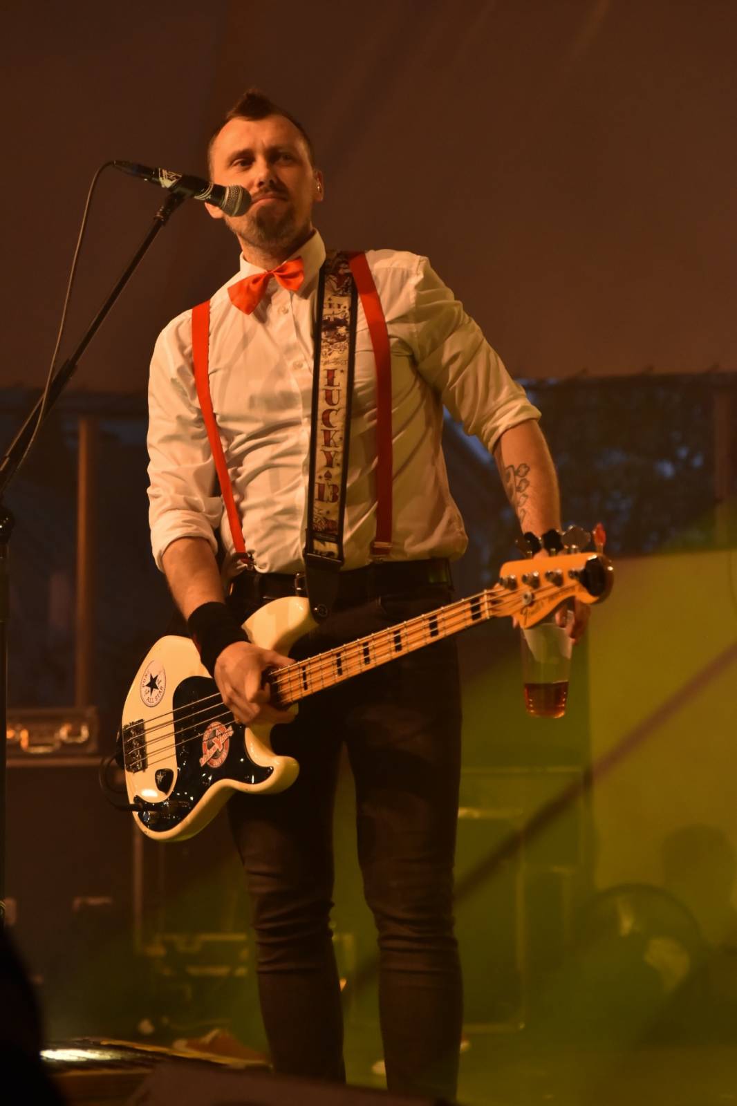 ZakázanÝ ovoce odehrálo ve Stromovce svůj tisící koncert, popřáli mu Curlies a Wotazník