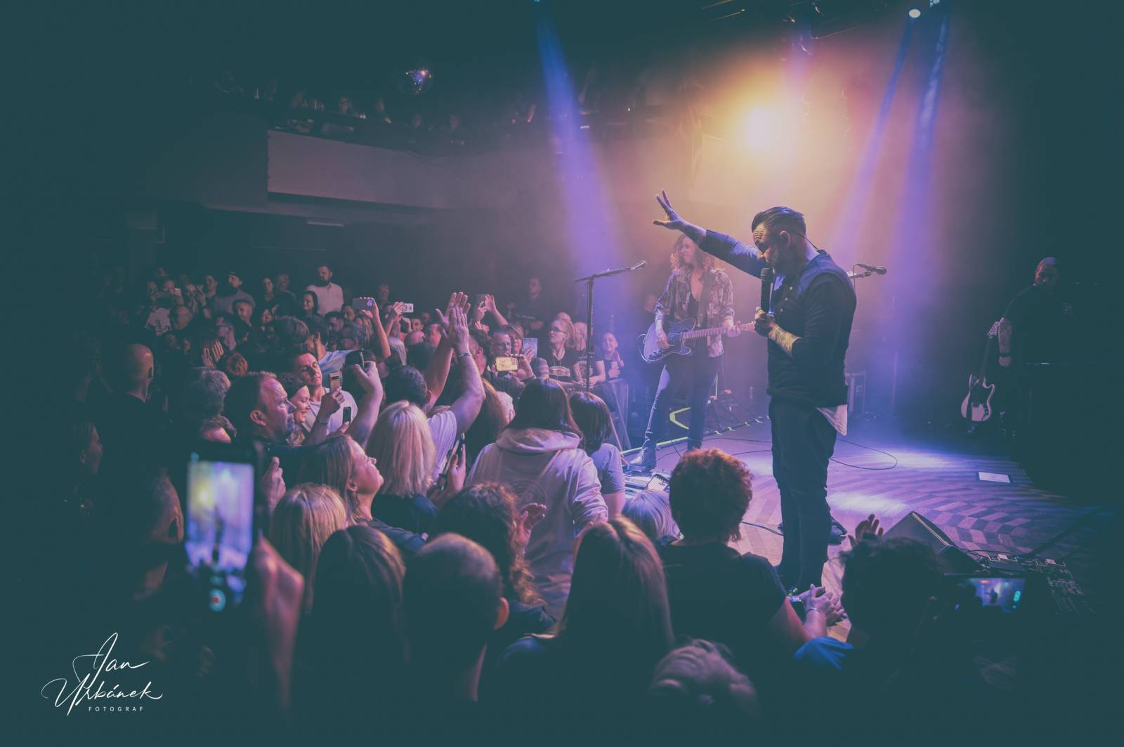 Blue October si podmanili Prahu, předvedli elektrizující vystoupení