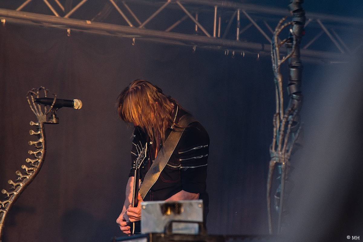 Festivalovou sezónu v Plzni zahájili Arakain, Traktor i Harlej