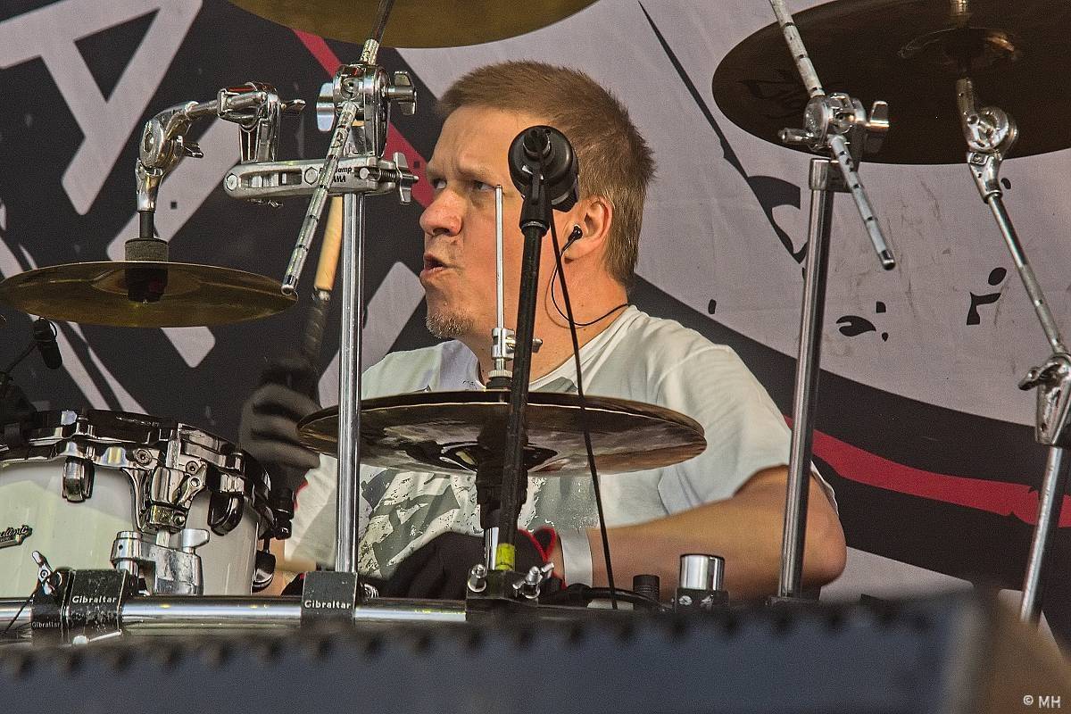 Festivalovou sezónu v Plzni zahájili Arakain, Traktor i Harlej