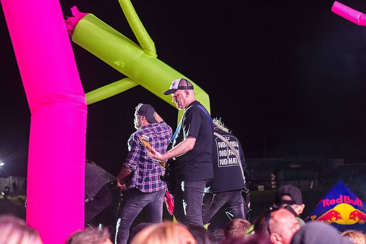 Festivalovou sezónu v Plzni zahájili Arakain, Traktor i Harlej