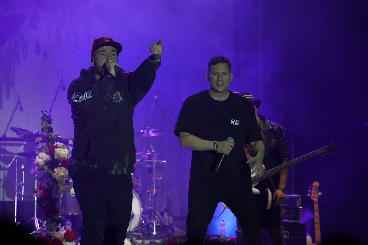 Marpo & Troublegang přivezli na ostravský Majáles ohnivou show, Mig 21 rozeskákali publium