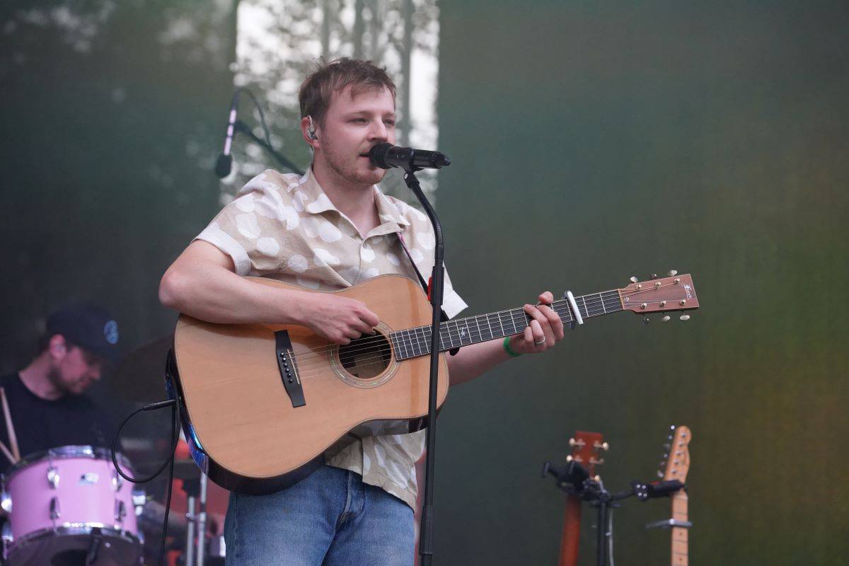 Marpo & Troublegang přivezli na ostravský Majáles ohnivou show, Mig 21 rozeskákali publium