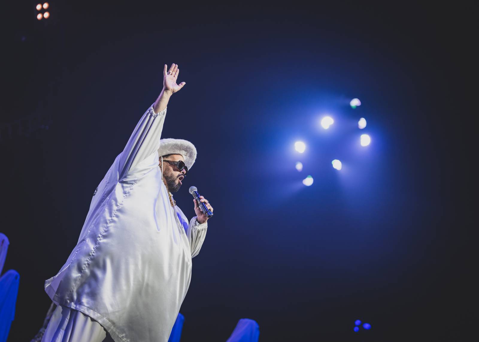 Kapitán Demo v O2 areně pokřtil album a griloval sele