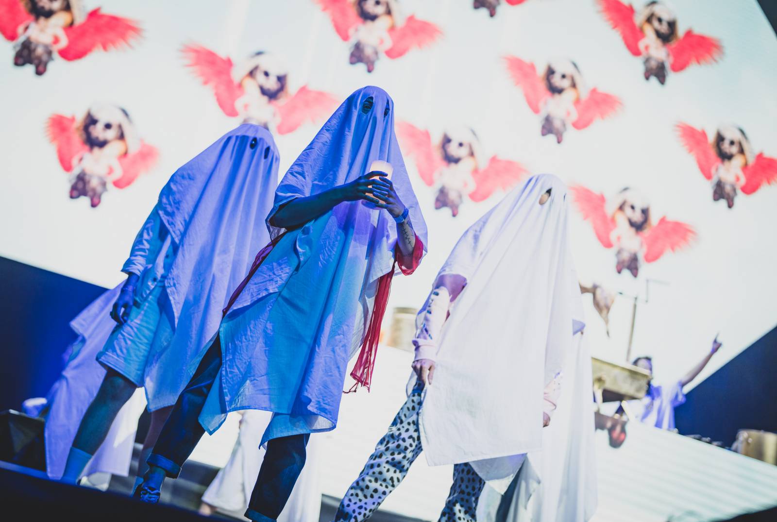 Kapitán Demo v O2 areně pokřtil album a griloval sele