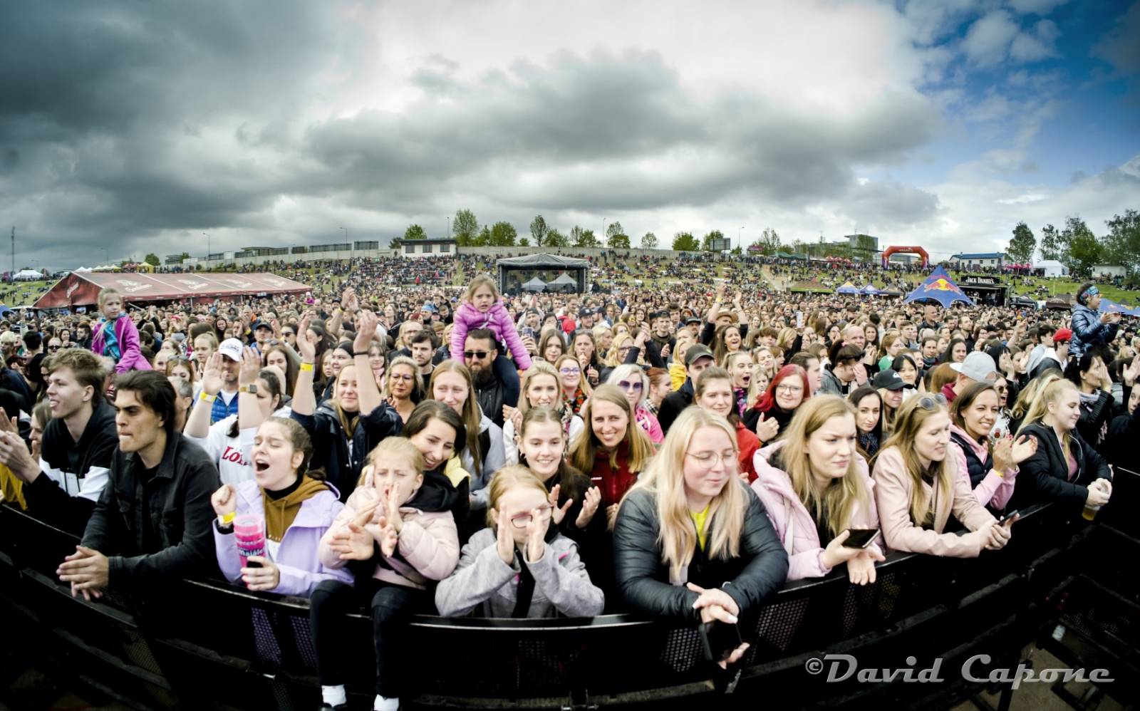 Kryštof, Mirai, Tomáš Klus nebo Rybičky 48 bavili na plzeňském Majálesu tisíce lidí