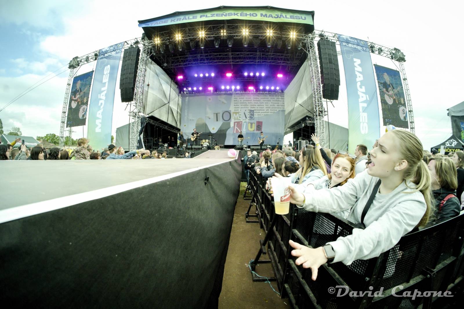 Kryštof, Mirai, Tomáš Klus nebo Rybičky 48 bavili na plzeňském Majálesu tisíce lidí