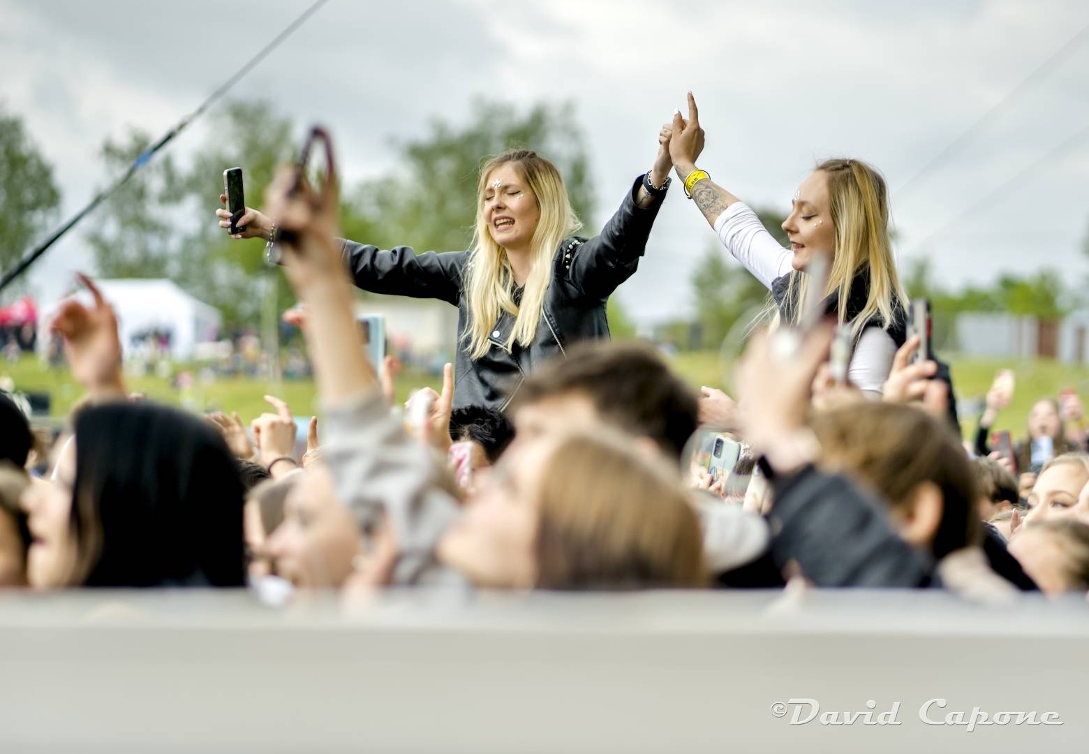 Kryštof, Mirai, Tomáš Klus nebo Rybičky 48 bavili na plzeňském Majálesu tisíce lidí