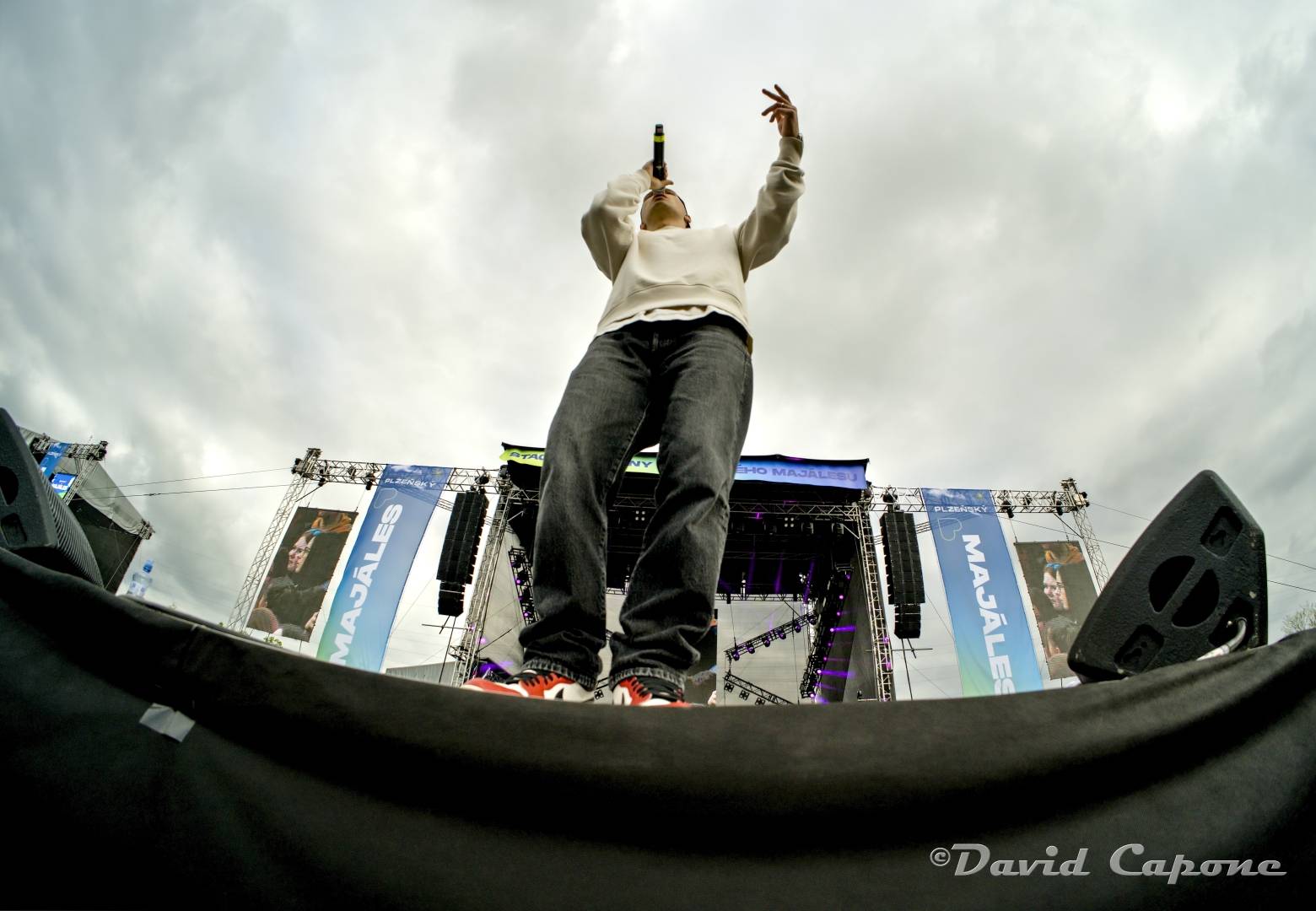 Kryštof, Mirai, Tomáš Klus nebo Rybičky 48 bavili na plzeňském Majálesu tisíce lidí