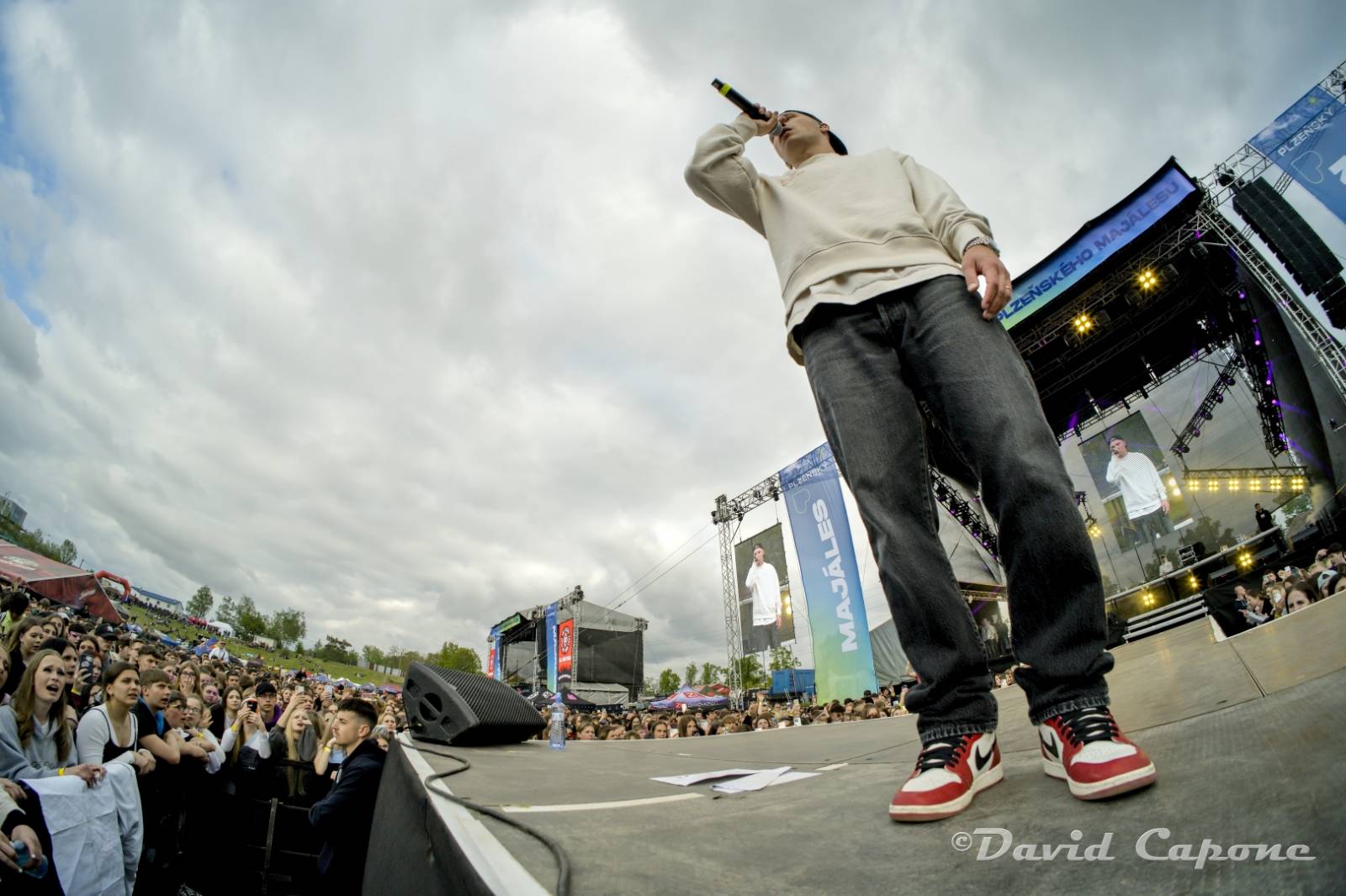 Kryštof, Mirai, Tomáš Klus nebo Rybičky 48 bavili na plzeňském Majálesu tisíce lidí