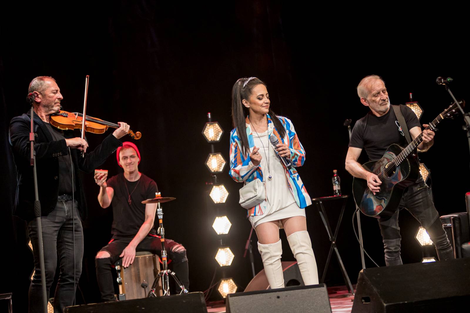 Čechomor a Lucie Bílá vyrazí na společné turné, fanouškům zahrají oblíbené hity