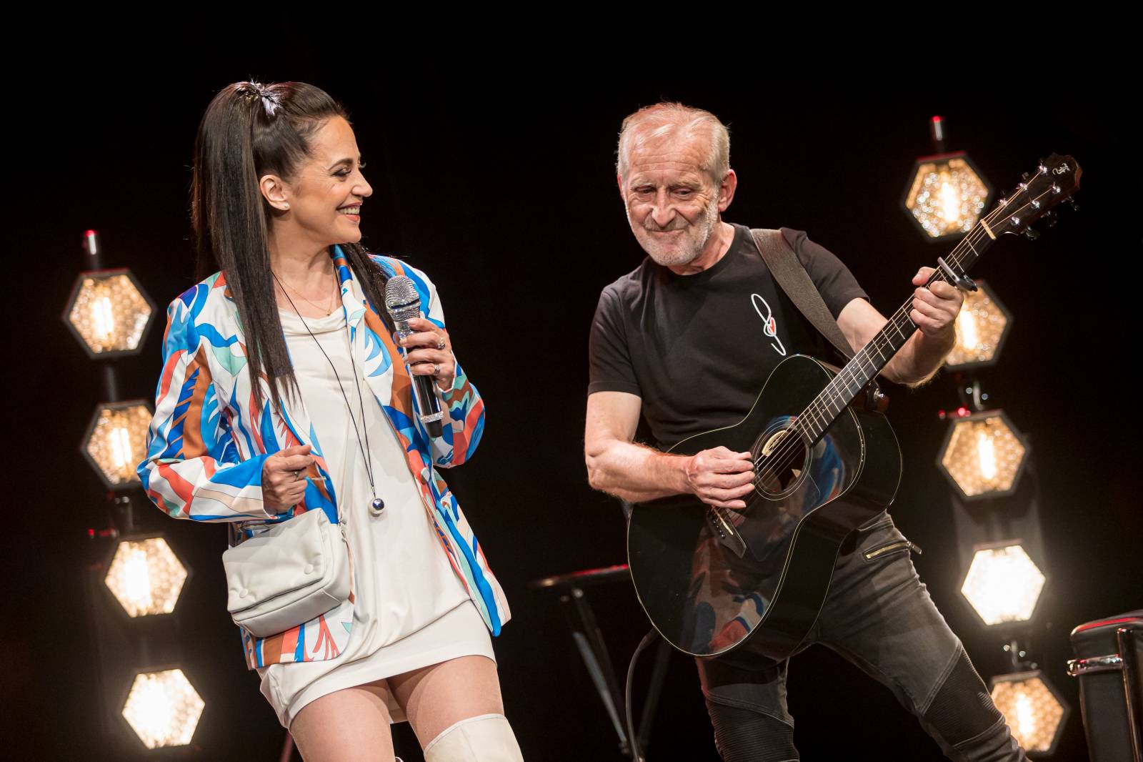 Čechomor a Lucie Bílá vyrazí na společné turné, fanouškům zahrají oblíbené hity