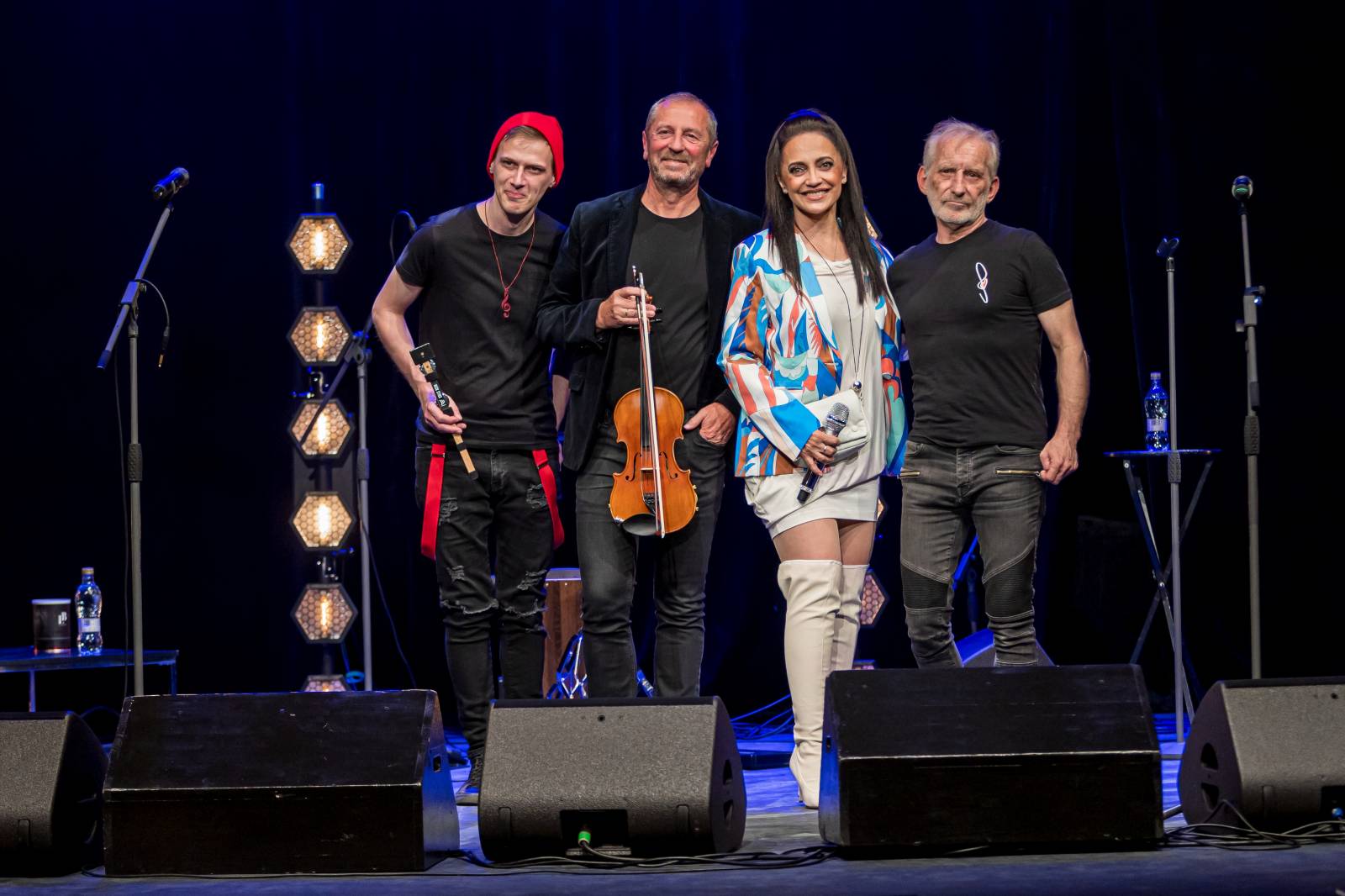 Čechomor a Lucie Bílá vyrazí na společné turné, fanouškům zahrají oblíbené hity