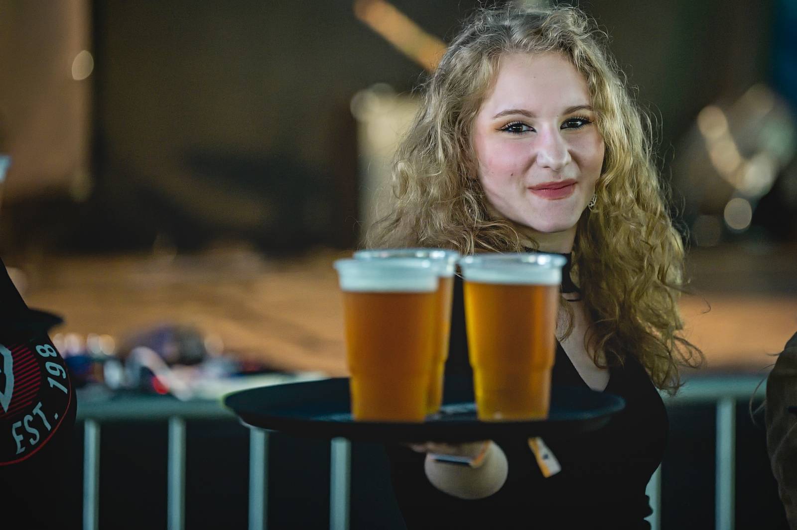 Druhý den Beerhousu: Mig 21 zahráli fanynce k svátku, vystoupili také Reflexy a Alkehol