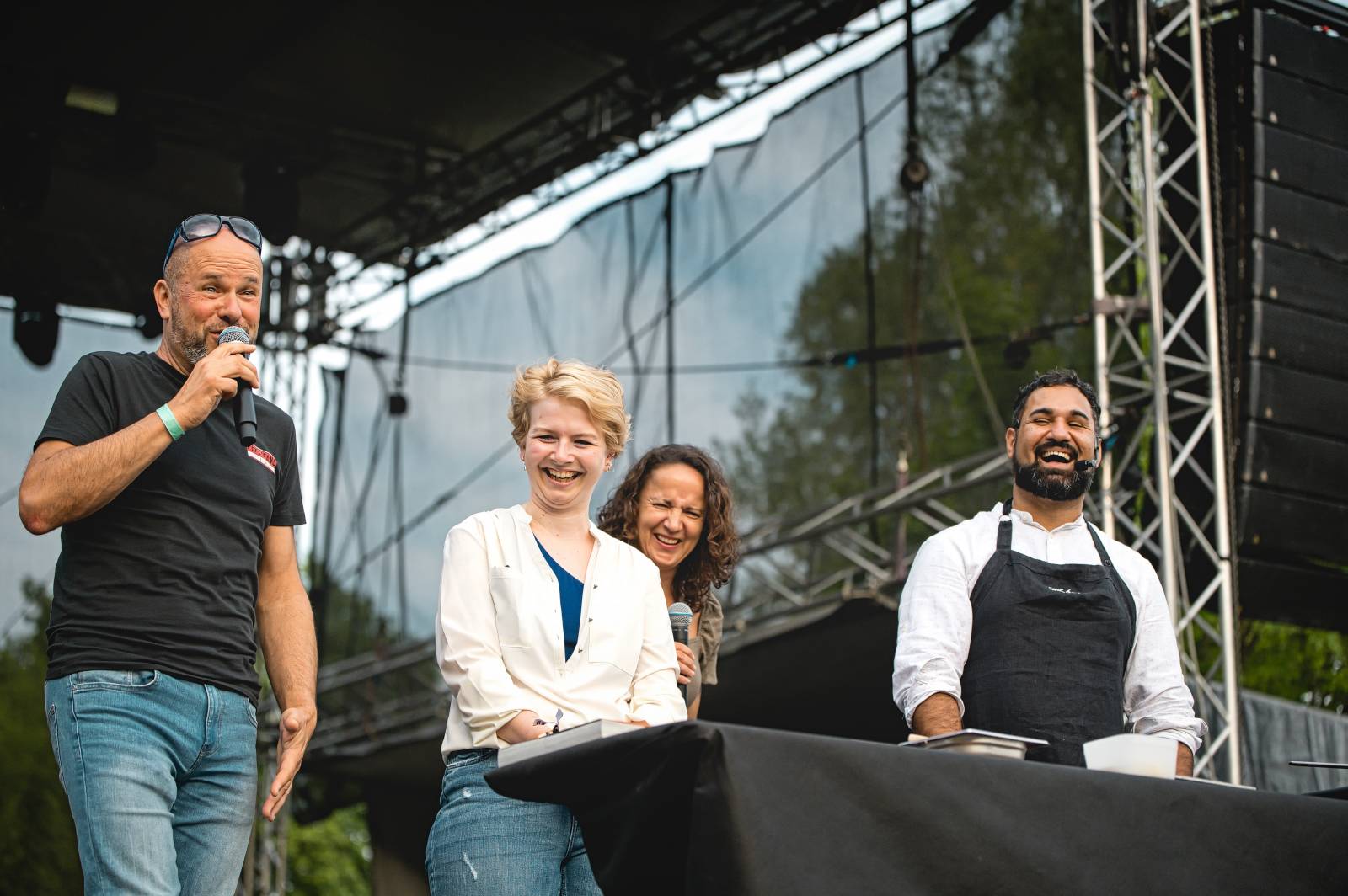 Druhý den Beerhousu: Mig 21 zahráli fanynce k svátku, vystoupili také Reflexy a Alkehol