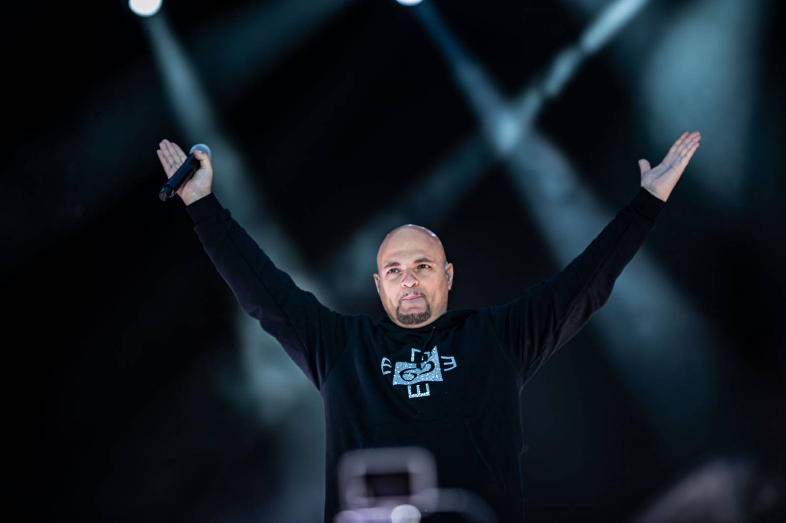 V Praze se vzpomínalo na devadesátky. Na 90s Explosion vystoupili Aqua, Eiffel 65 nebo Dr. Alban