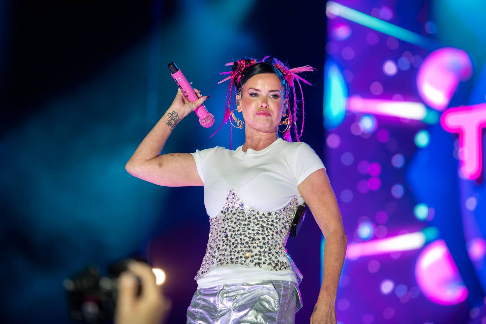 V Praze se vzpomínalo na devadesátky. Na 90s Explosion vystoupili Aqua, Eiffel 65 nebo Dr. Alban