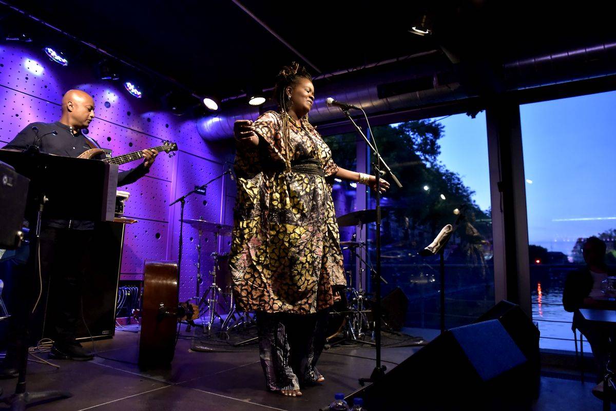 Somi představila ve vyprodaném Jazz Docku nové album Zenzile